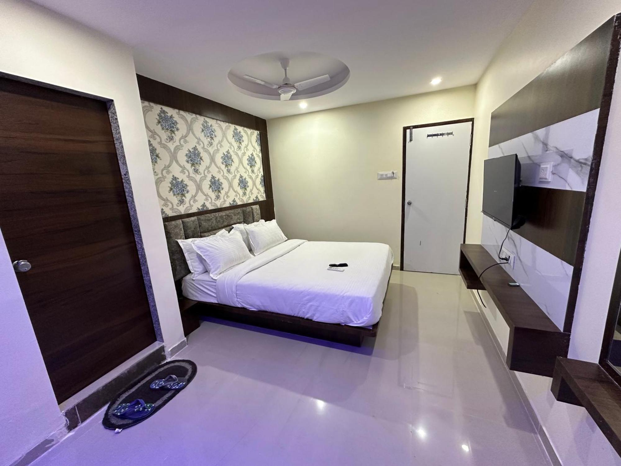 Hotel Golden View Vadodara Extérieur photo