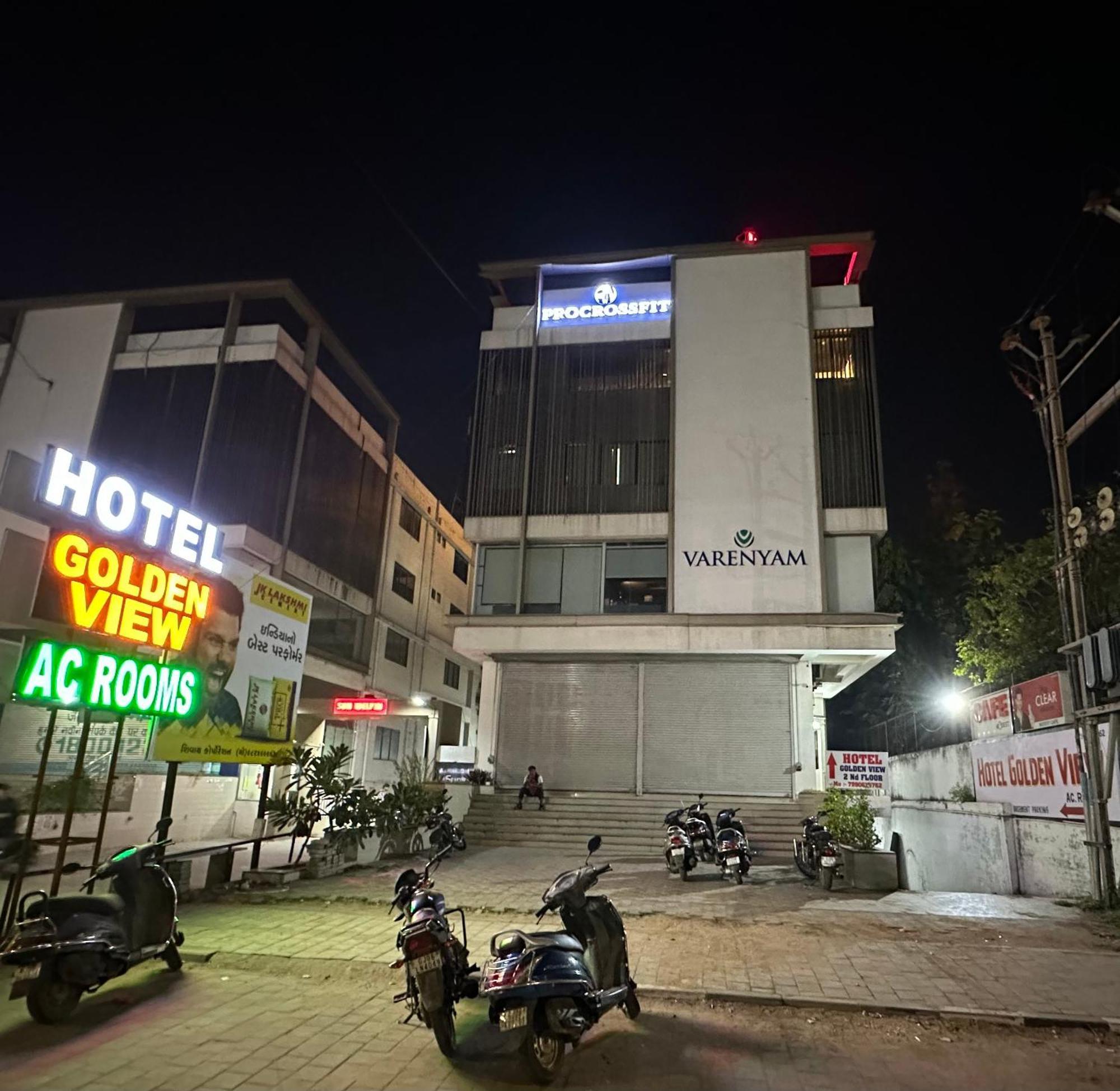 Hotel Golden View Vadodara Extérieur photo